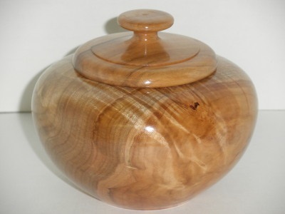 Lidded Bowl, Quilted Maple - Nov 2012